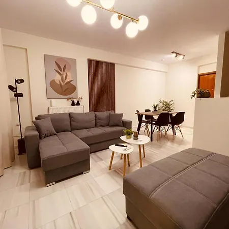 Elenas Sweet - Penthouse With Large Balcony Pírgos