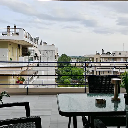 아파트 Elenas Sweet - Penthouse With Large Balcony
