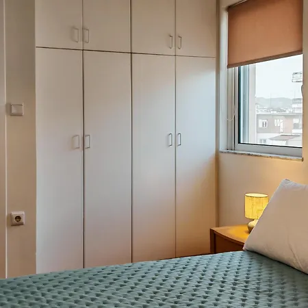 아파트 Elenas Sweet - Penthouse With Large Balcony Pírgos