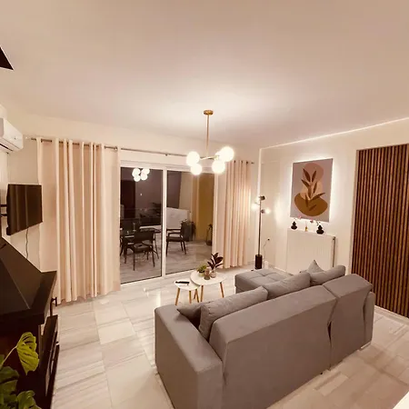 Elenas Sweet - Penthouse With Large Balcony Pírgos