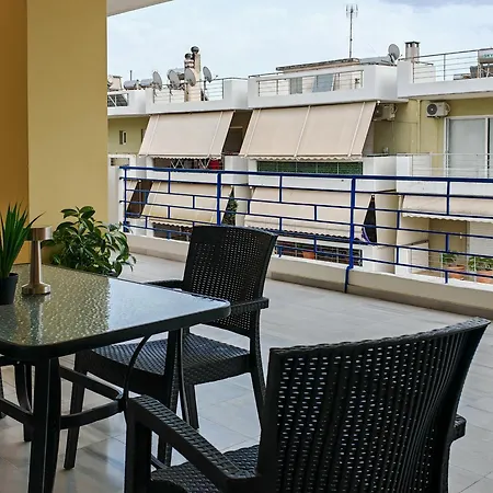 아파트 Elenas Sweet - Penthouse With Large Balcony